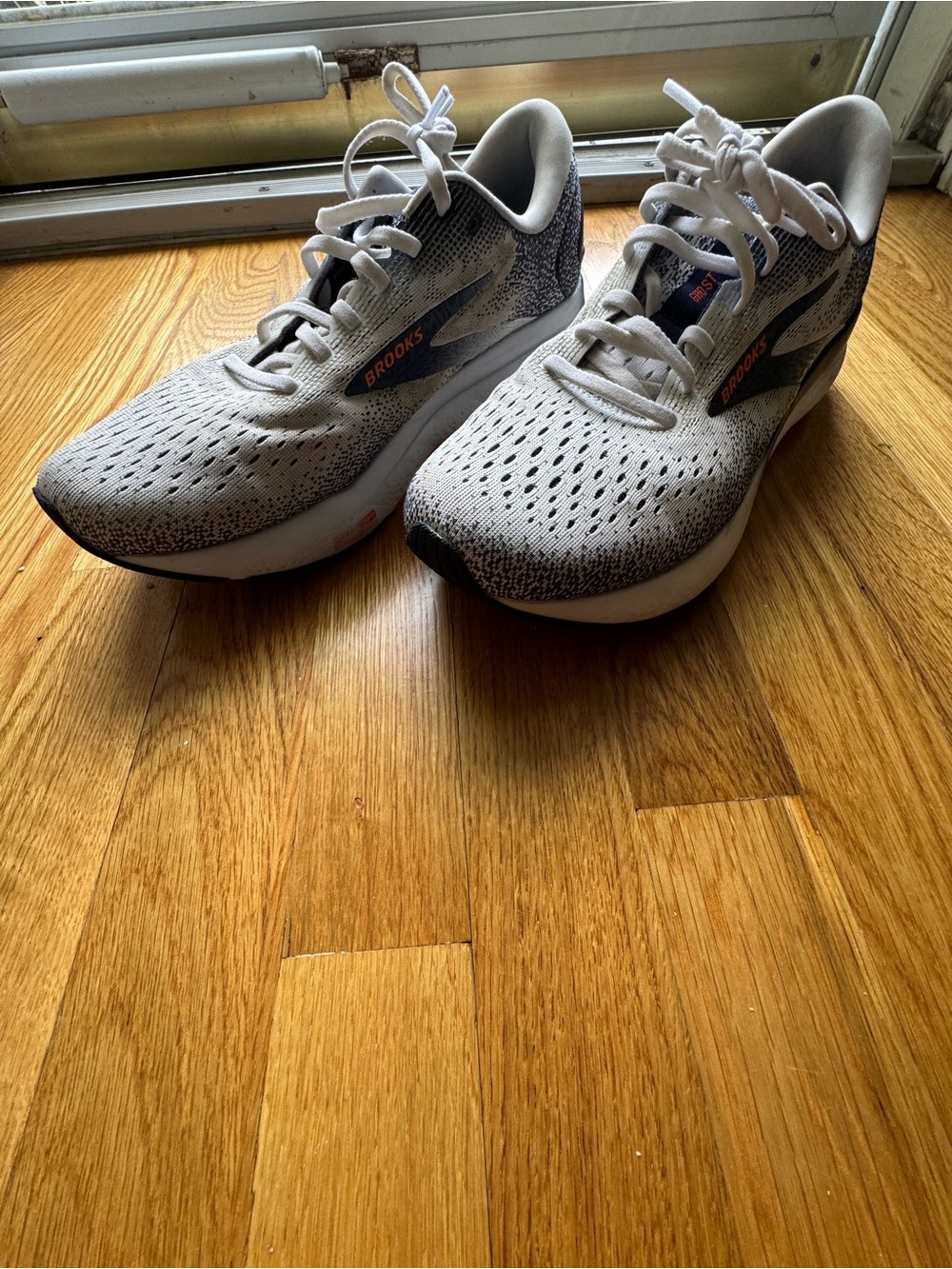 Brooks Ghost 16 Running Shoes in Light Gray, Navy and Orange Accent - Picture 3 of 14